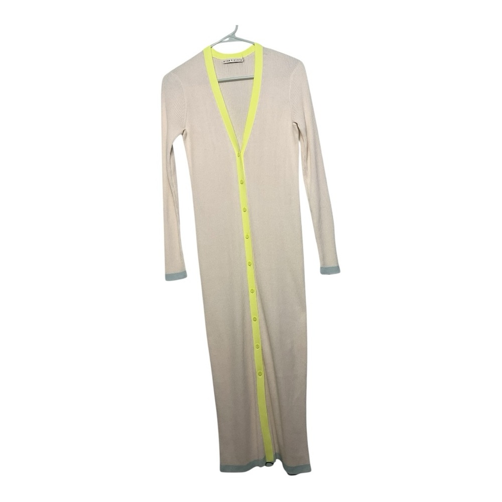 Women’s Alice + Olivia Aria soft white, button-up, long rib cardigan, size XS